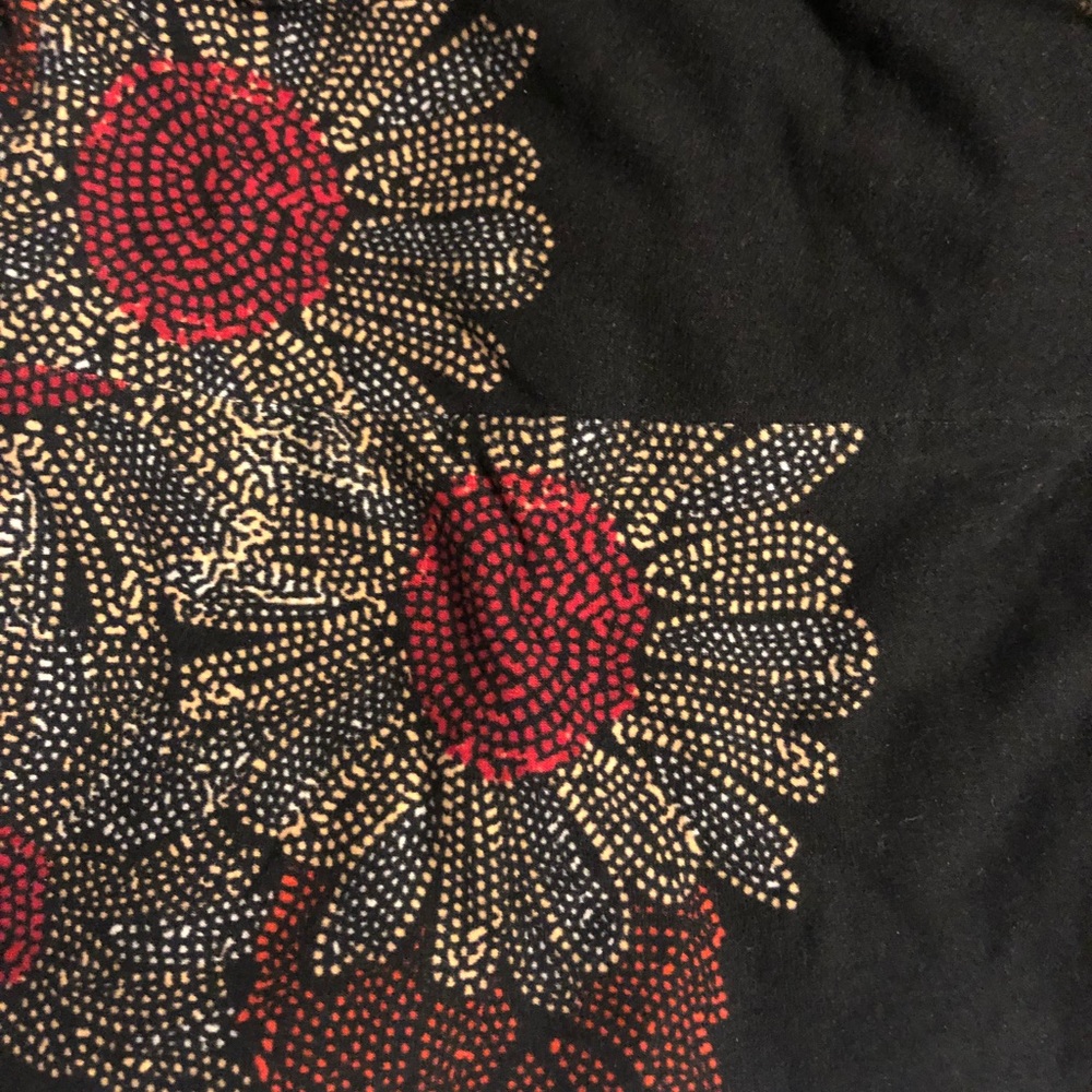 Lularoe OS black with red/gold floral design EUC